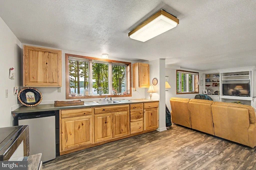 Photo of 1677 SHORELINE DRIVE