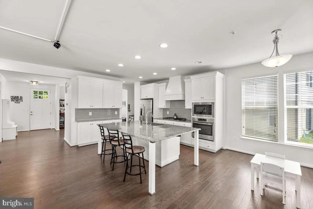 Photo of 8409 PINE BLUFF ROAD