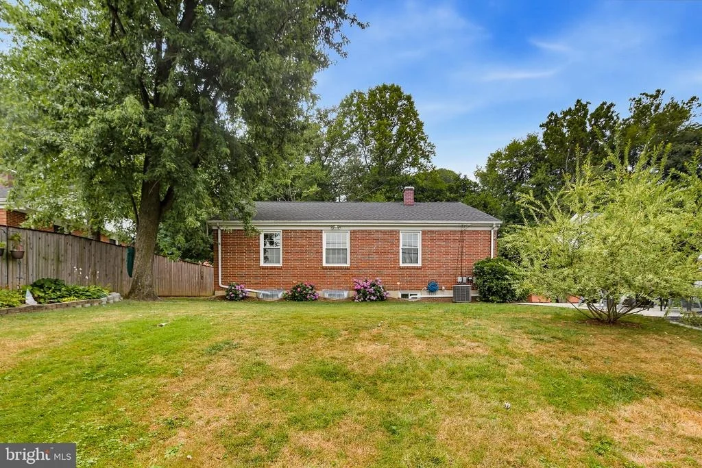 Photo of 1034 DONINGTON CIRCLE