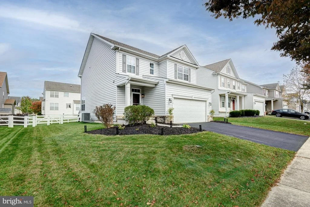 Photo of 318 NORTHHAMPTON WAY