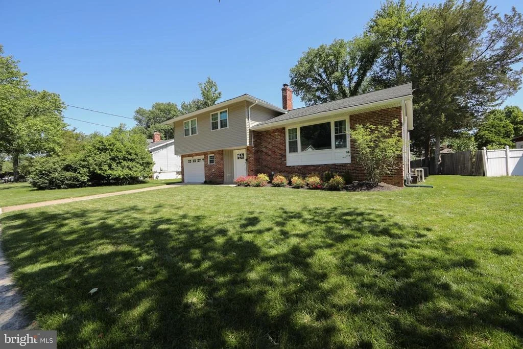 Photo of 507 HOWARD ROAD