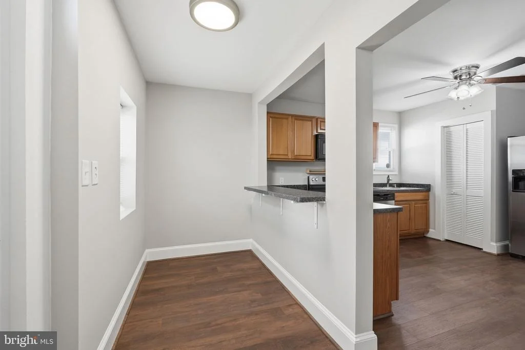 Photo of 320 3RD AVENUE