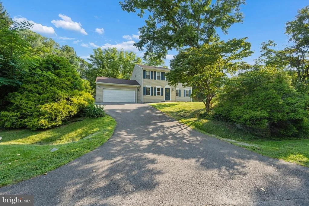 Photo of 4201 E GELDING LANE