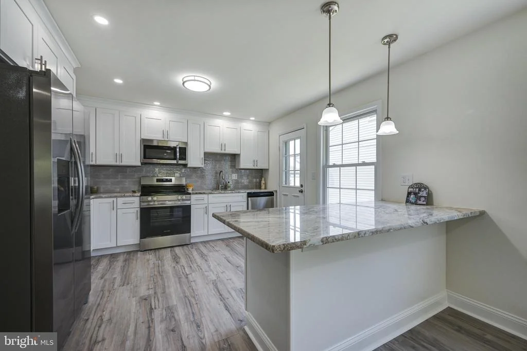 Photo of 116 BUCKINGHAM DRIVE