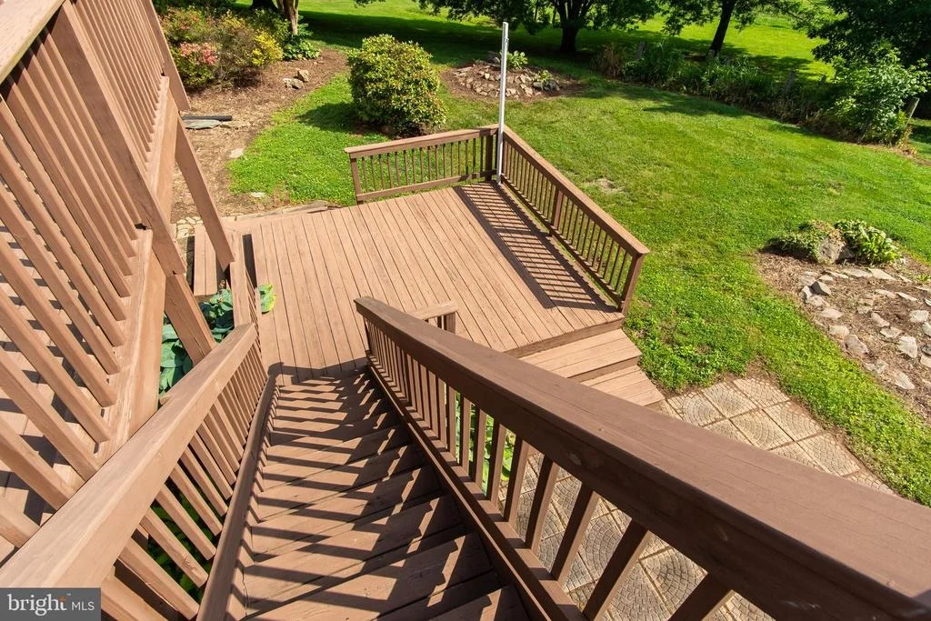 Photo of 8613 HOLLOW ROAD