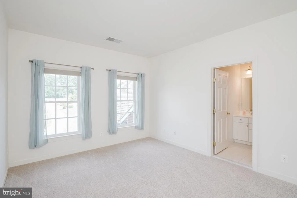 Photo of 105 BOWER LANE