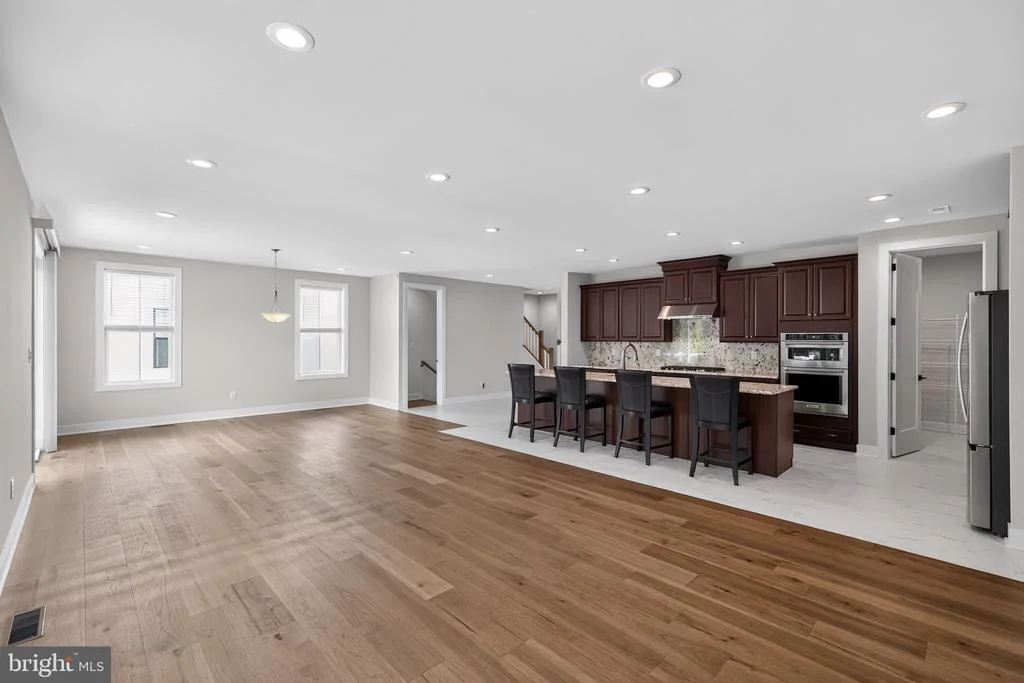 Photo of 127 ALROY ROAD
