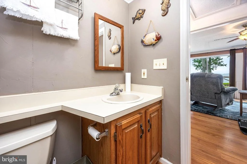 Photo of 7940 RIVERVIEW ROAD
