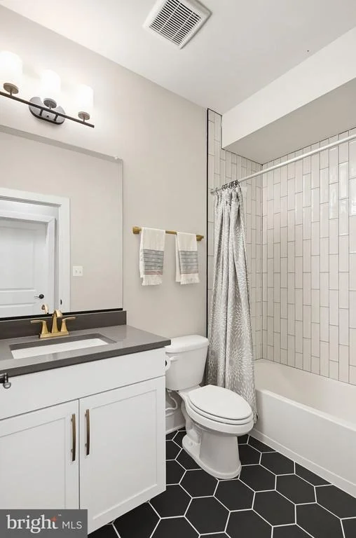Photo of 8693 SATINWOOD DRIVE