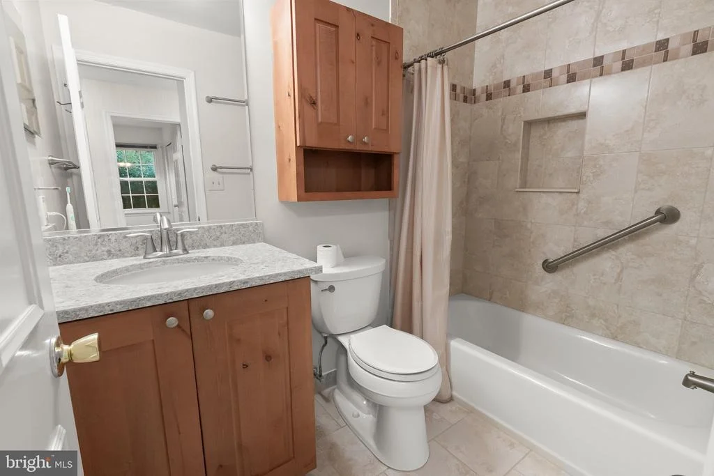 Photo of 4012 EVANGELINE TERRACE
