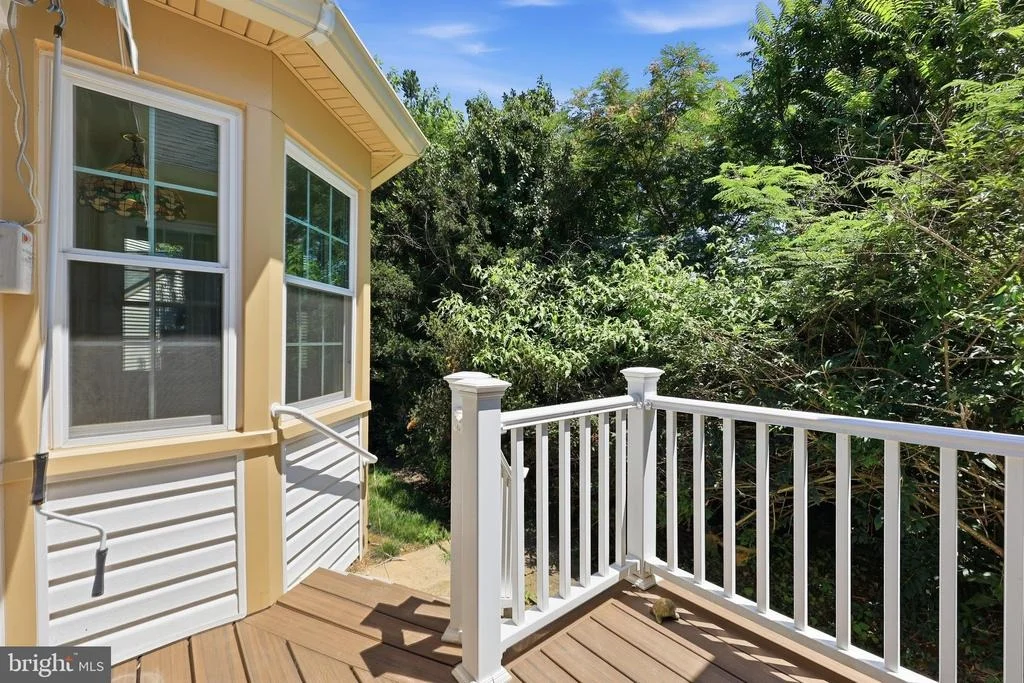 Photo of 2417 BEAR DEN ROAD