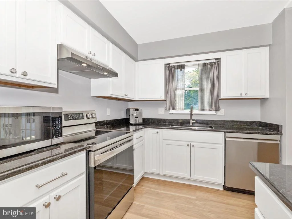 Photo of 7291 BEECHTREE LANE