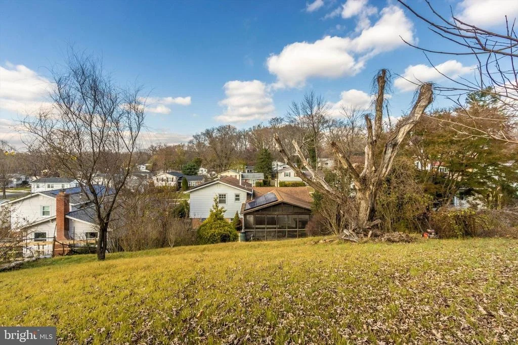 Photo of 4112 WELLER ROAD