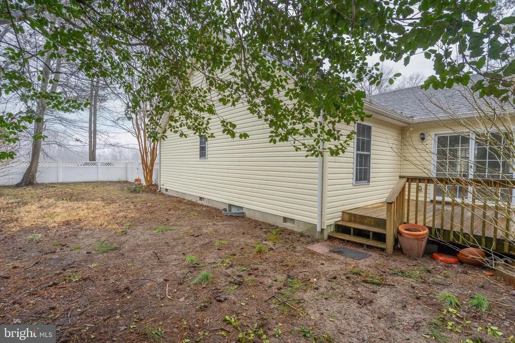 Photo of 18284 SHINGLE POINT ROAD