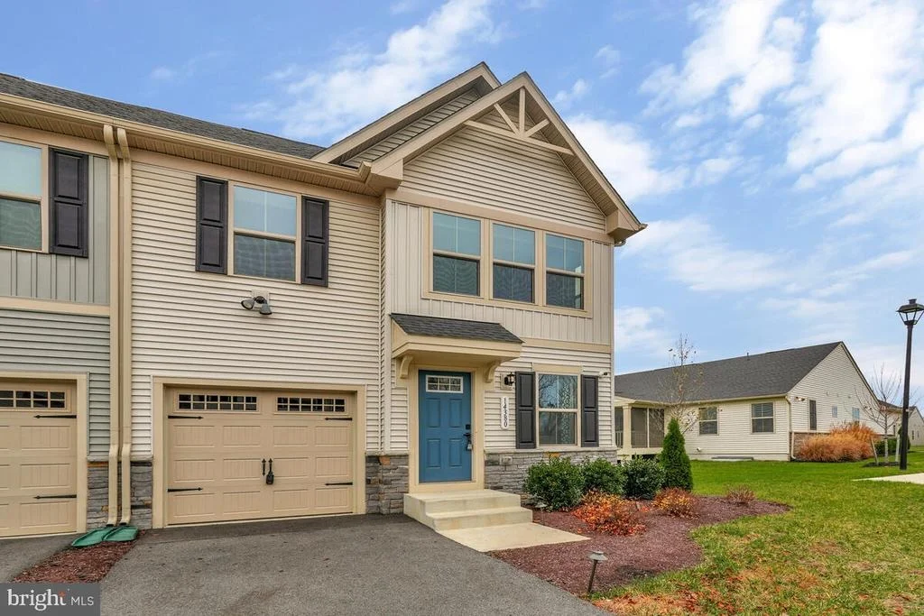 Photo of 14380 LONGHOUSE LOOP