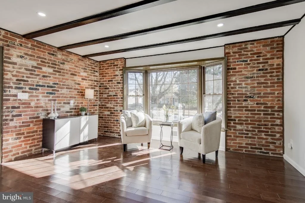Photo of 6912 HEIDELBURG ROAD