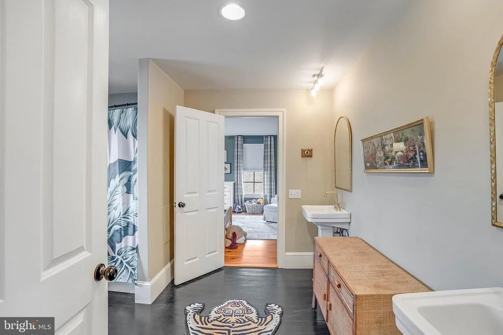 Photo of 30328 SEAFORD ROAD