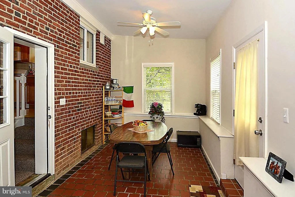 Photo of 10202 DOUGLAS AVENUE