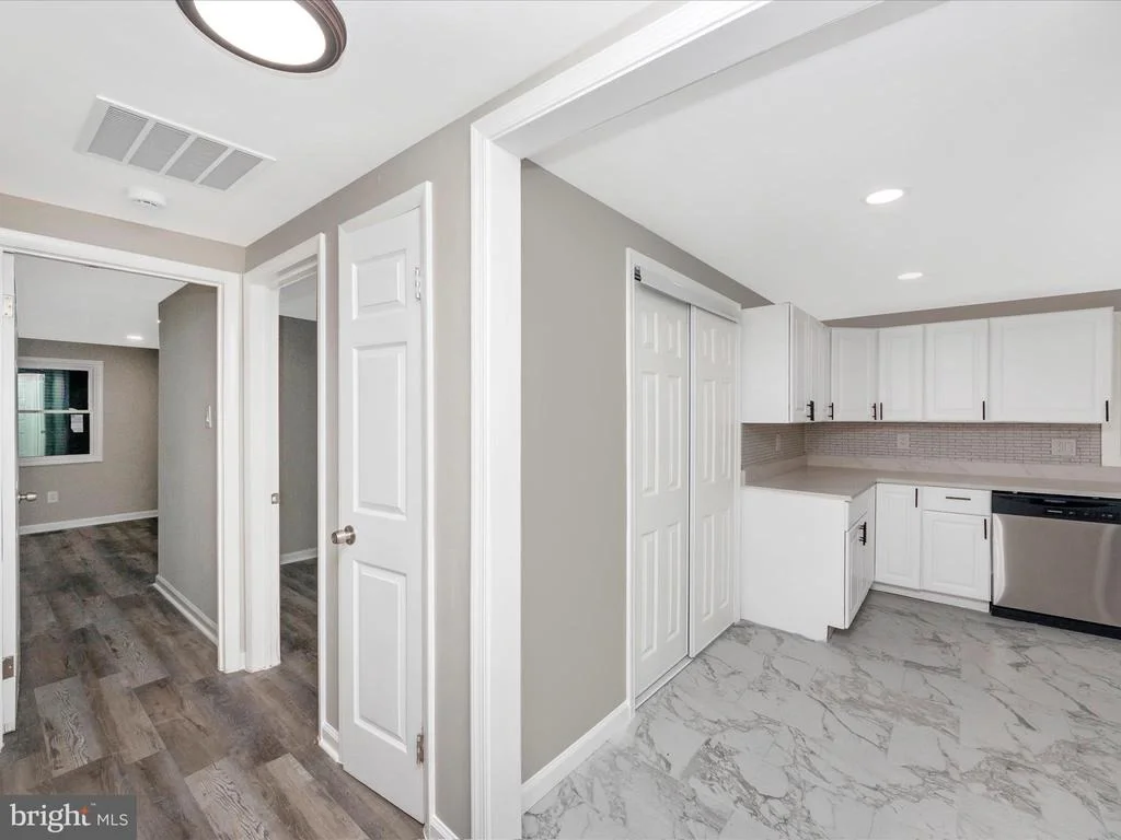 Photo of 9207 MIDLAND TURN