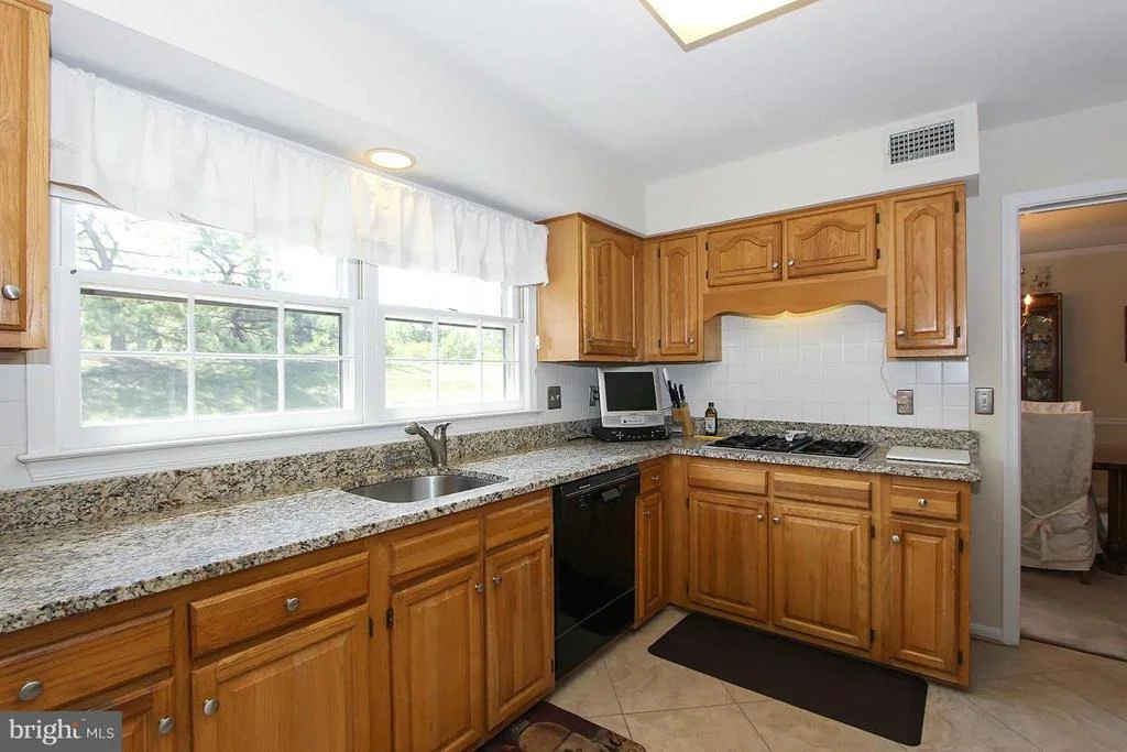 Photo of 2202 EAGLESHAM COURT