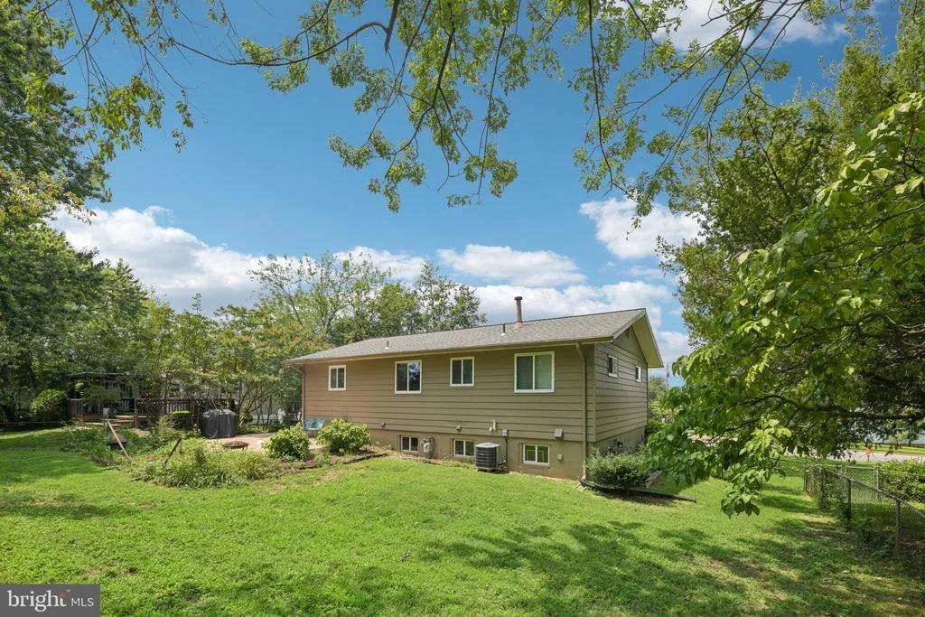 Photo of 4957 REGINA DRIVE