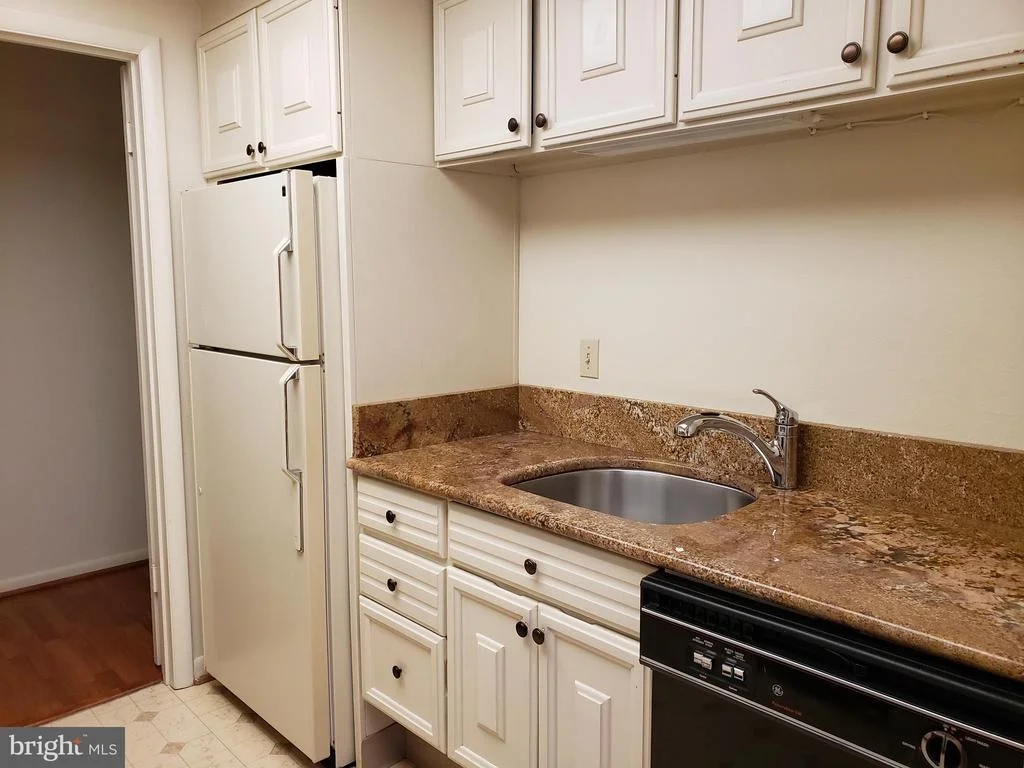 Photo of Unit 82A at 3630 GLENEAGLES DRIVE