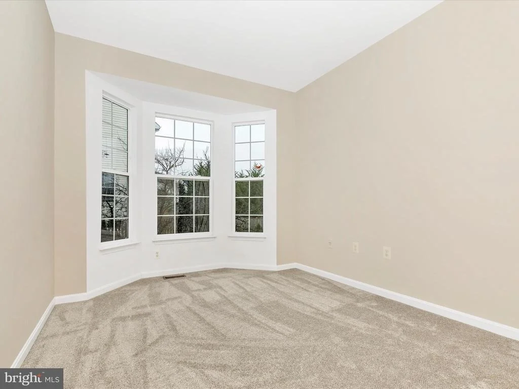 Photo of 605 CROSSOVER COURT