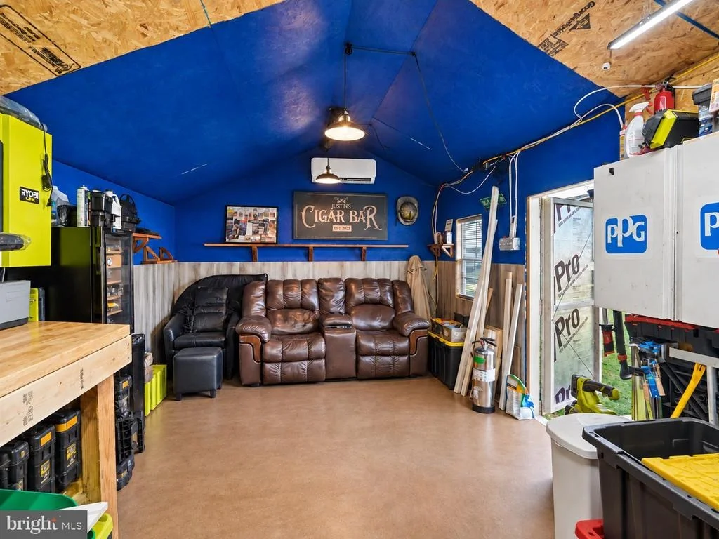 Photo of 7704 HURON DRIVE