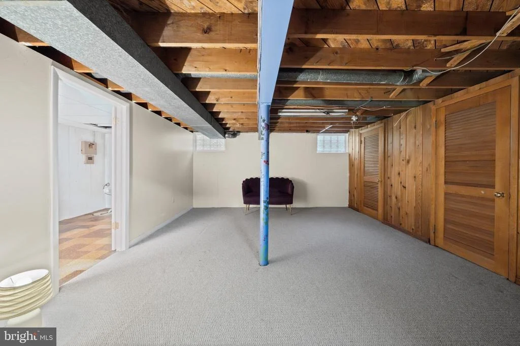 Photo of 6816 TIMBERLANE ROAD