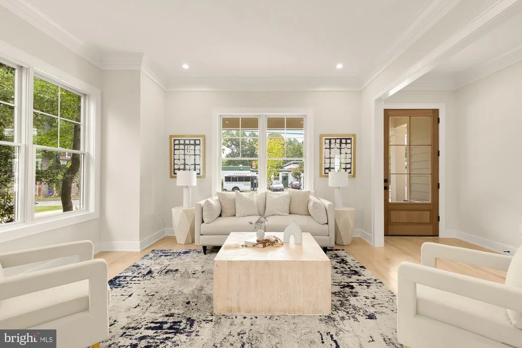 Photo of 9512 FOREST ROAD