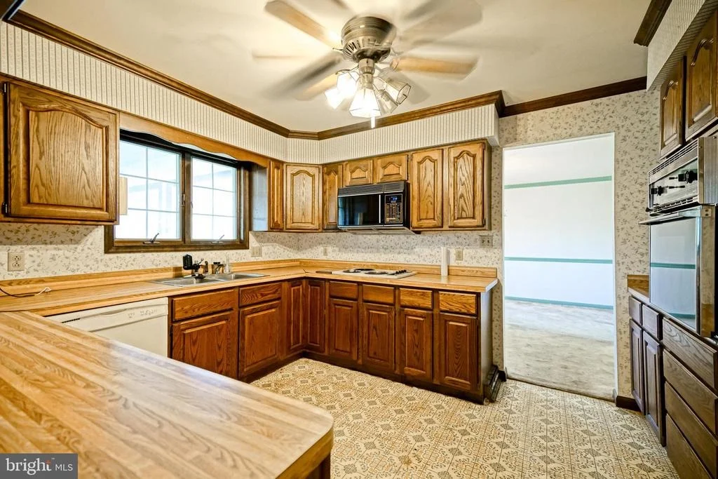 Photo of 30455 E MILL RUN