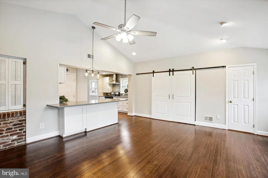 Photo of 7926 JACKSON ROAD