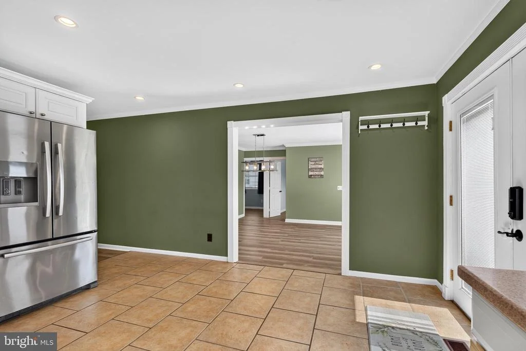Photo of 3704 EDGEWATER PLACE