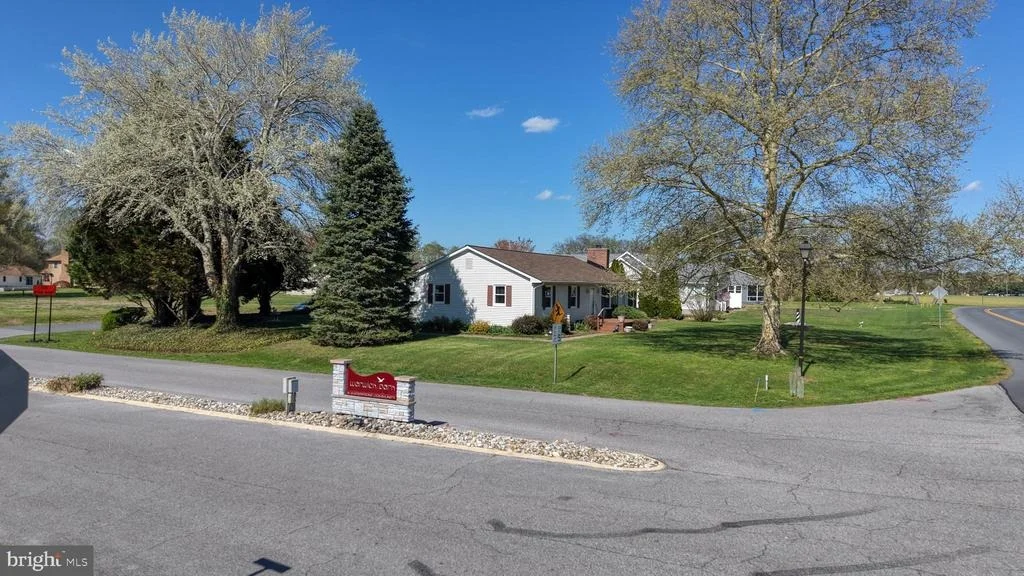 Photo of 131 COMANCHE CIRCLE