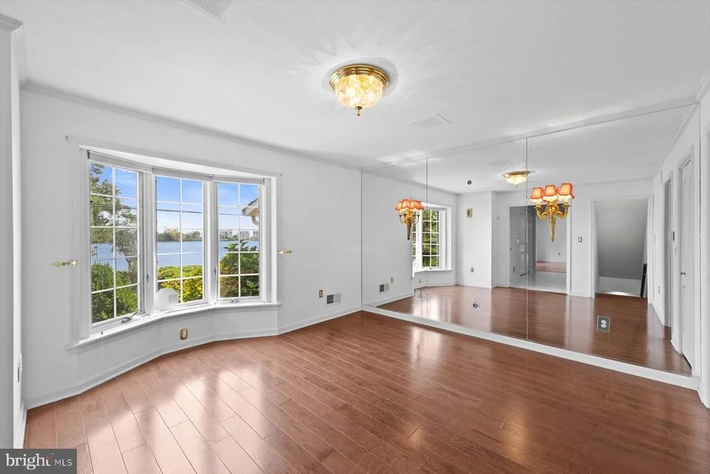 Photo of 20340 SILVER LAKE DRIVE