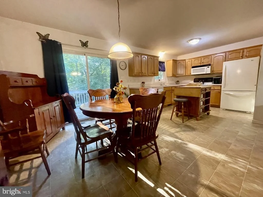 Photo of 33 HIGHVIEW DRIVE