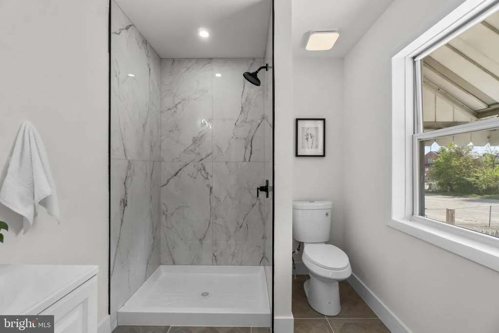 Photo of 1229 NORTH AVENUE