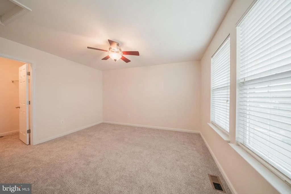 Photo of 2944 AMERICAN EAGLE BOULEVARD
