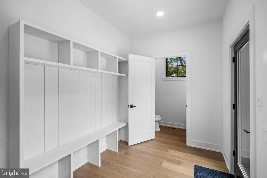 Photo of 8 CHAPEL AVE