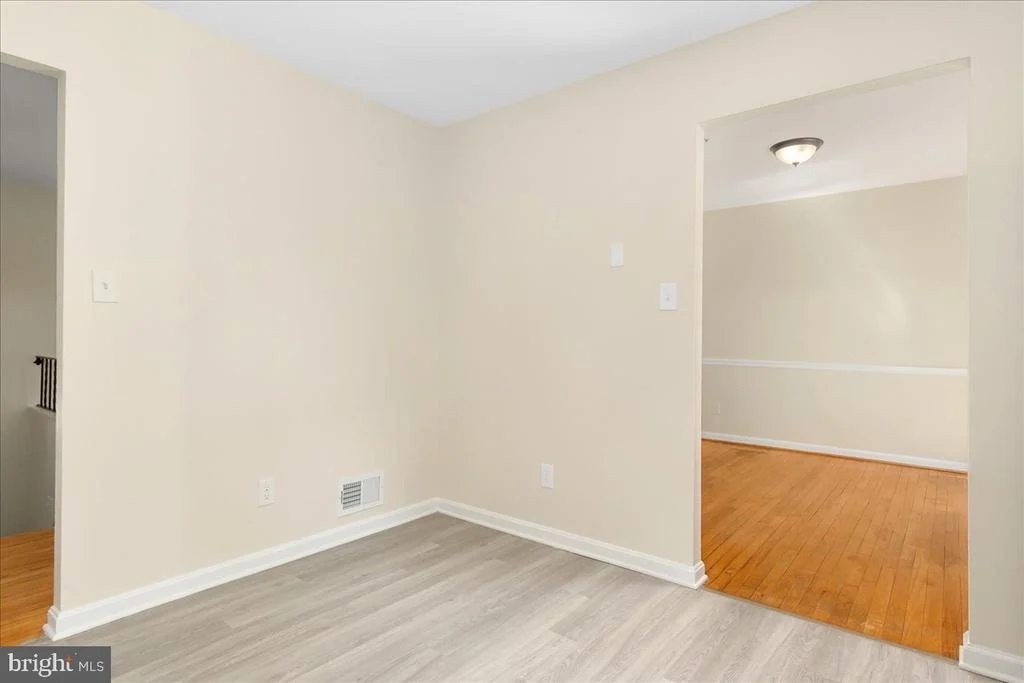 Photo of 8004 MALCOLM ROAD