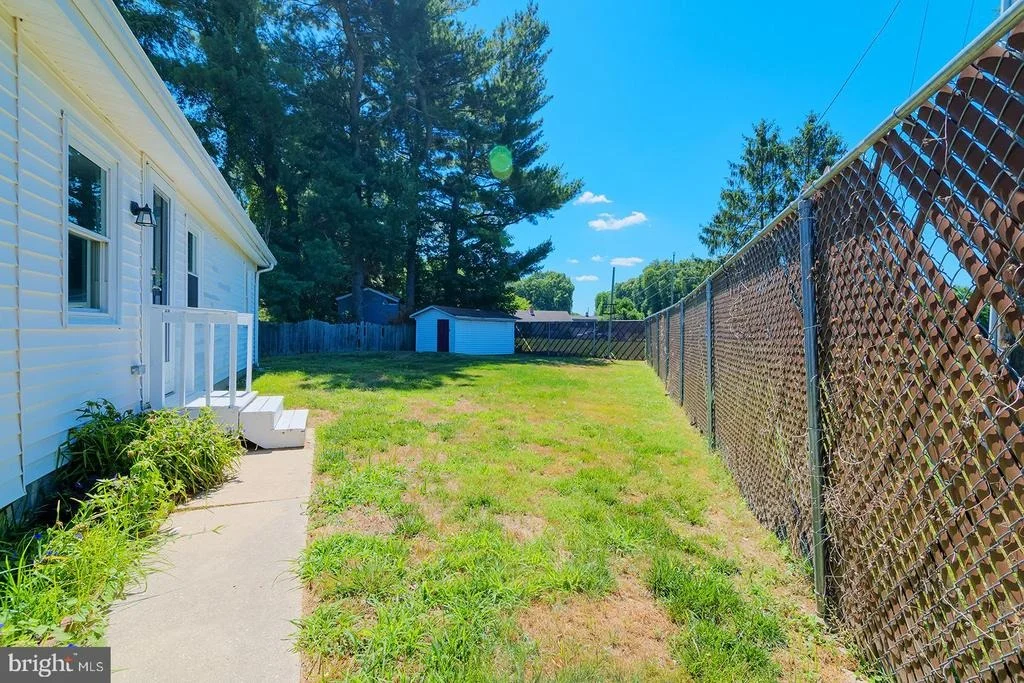 Photo of 1522 FORREST AVENUE