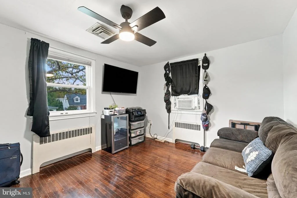 Photo of 109 LECONEY CIRCLE