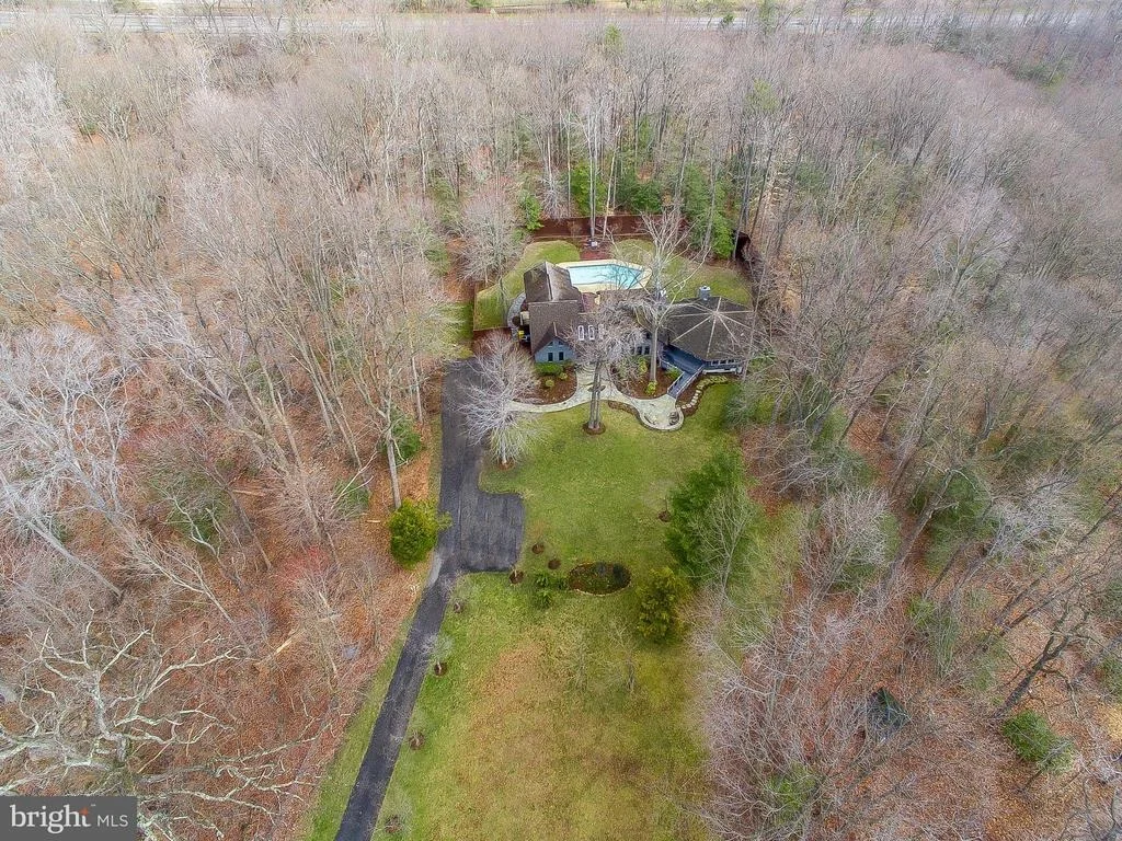 Photo of 770 EASTERN POINT ROAD