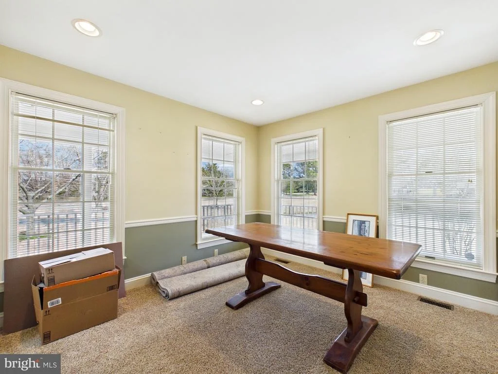 Photo of 24764 PEALIQUOR ROAD