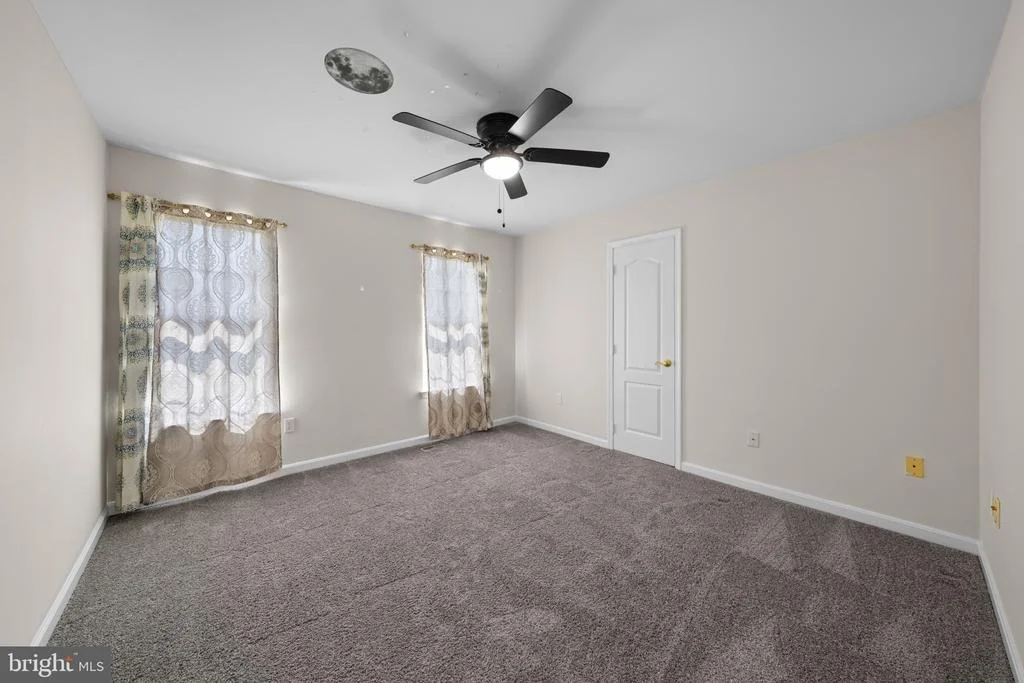 Photo of 4132 LARSON LANE