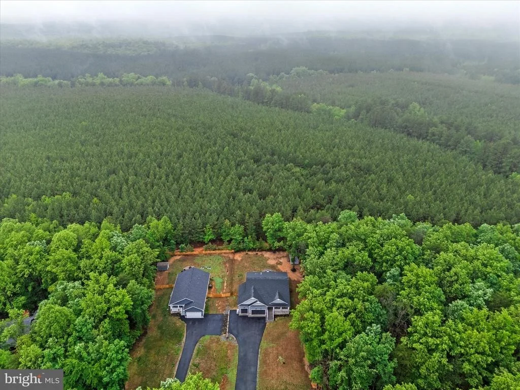 Photo of 367 PINEHURST DRIVE
