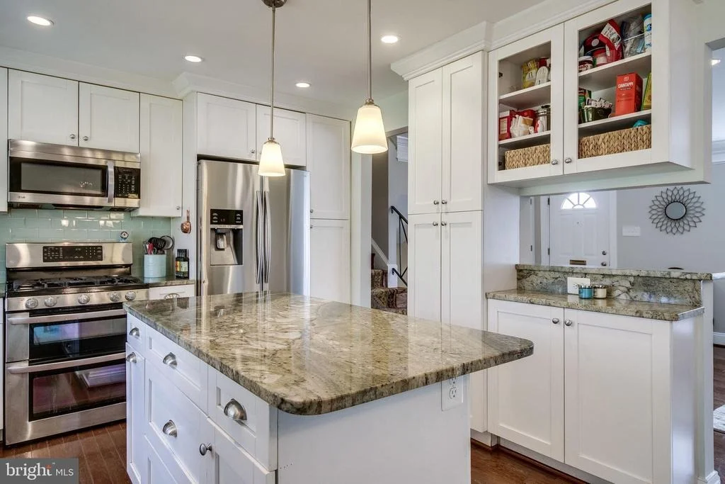 Photo of 919 JUNIPER PLACE