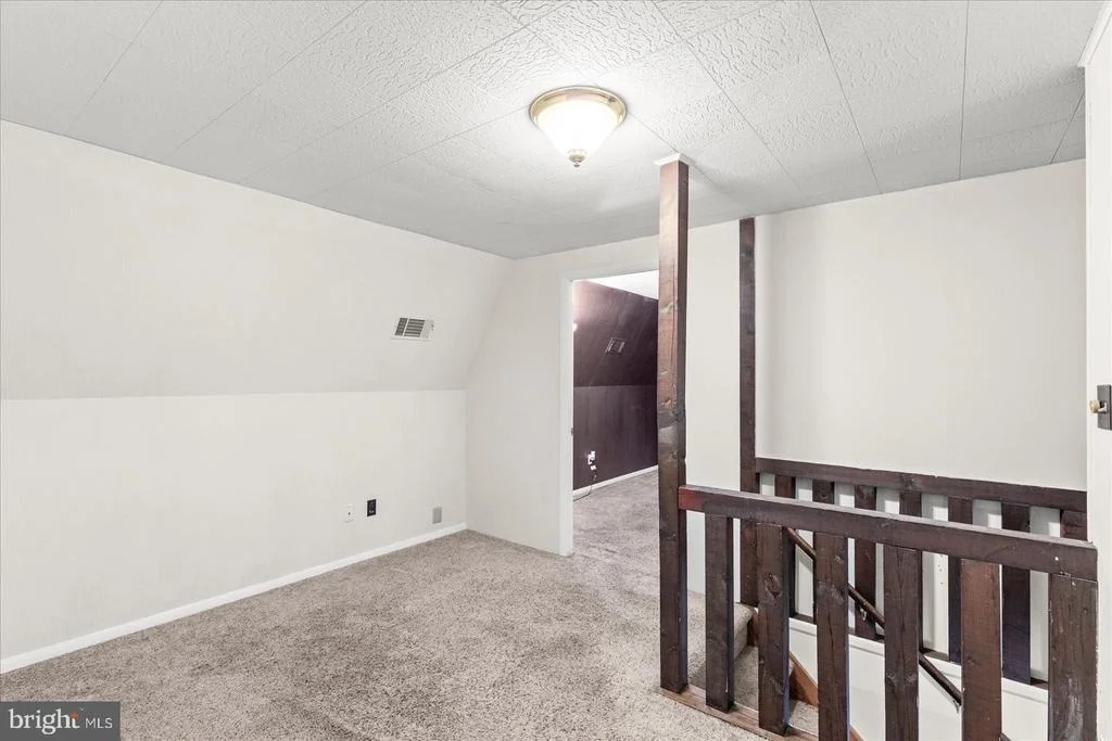 Photo of 1426 RIDGE ROAD