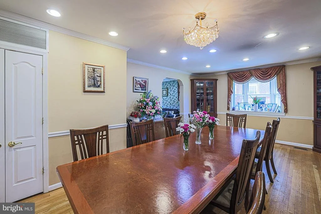 Photo of 3910 LABYRINTH ROAD