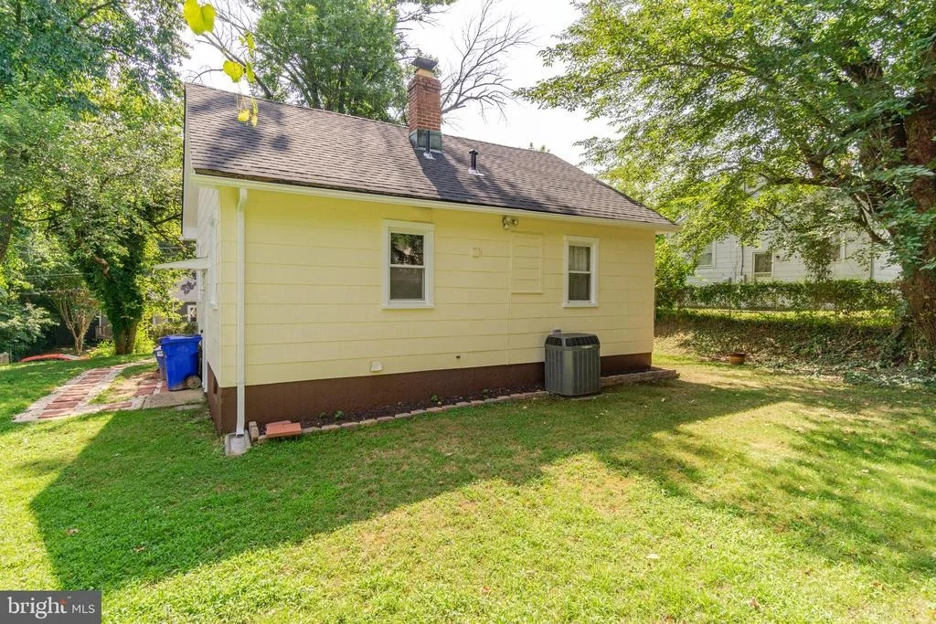 Photo of 4209 ROUND HILL ROAD